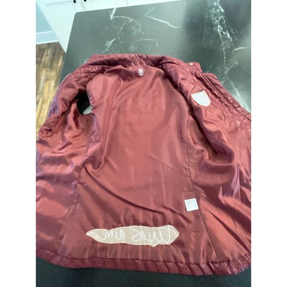 TAIL Texas A&M Branded Maroon textured vest Med - Picture 11 of 11